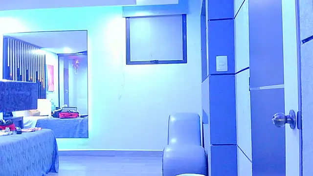 Pertunjukan Kamera Web Latinopervs
