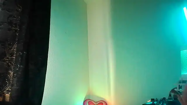 Guyst049 Webcam-Show