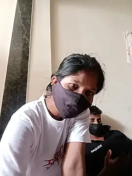 Prajakta123 Show in webcam