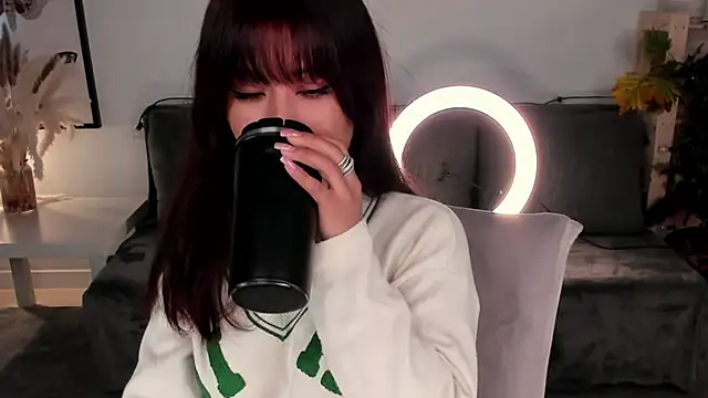 Erika_Kim 라이브 XXX 채팅
