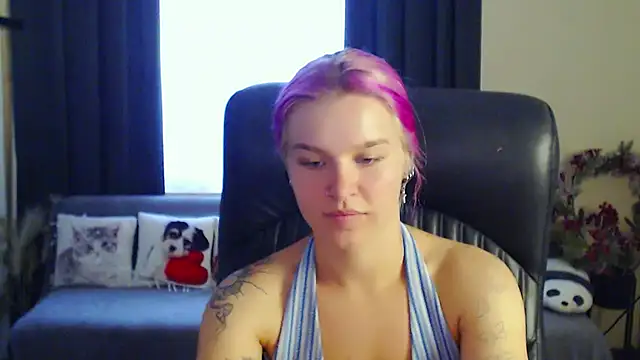 Hot_Blonda Chat XXX in diretta