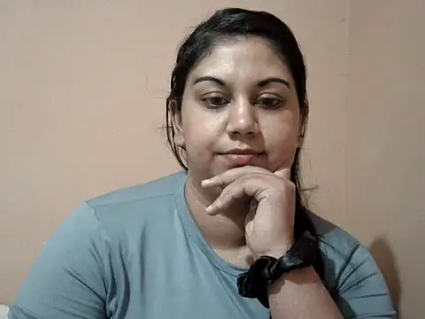 Chatroom XXX en direct de bellachow10