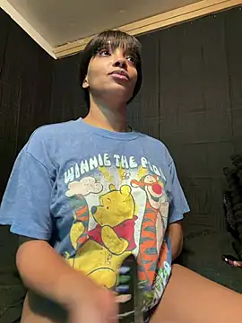 Rakiyahcharms' Live XXX Chat