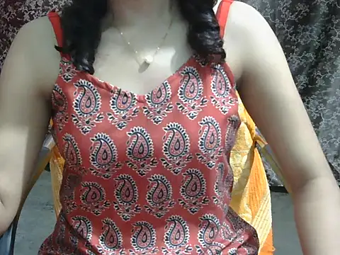 צ'אט XXX בשידור חי של Adorable_Ayesha