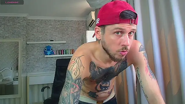 Czat XXX na żywo – JonahShaw
