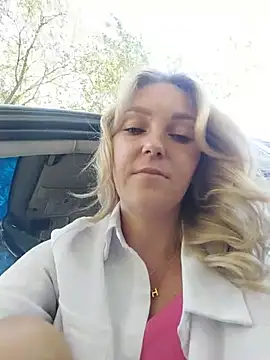 Yourblonde_69's Live XXX Chat