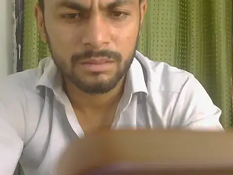Chat +18 de Stubborndesiboy ao vivo