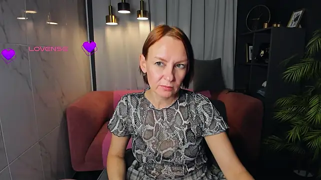 NikaGentle's Live XXX Chat