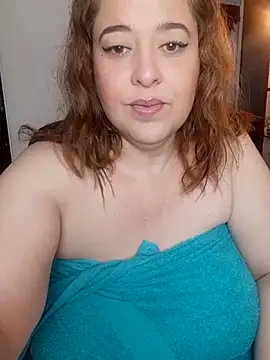 Kataleyamilf69_ Adlı Modelin Canlı XXX Sohbeti