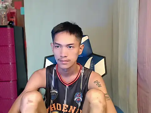 riks_tyler Live XXX-Chat