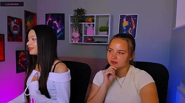 itscharlliee Chat XXX in diretta