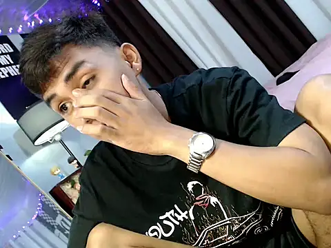 urhot_chany's Webcam Show