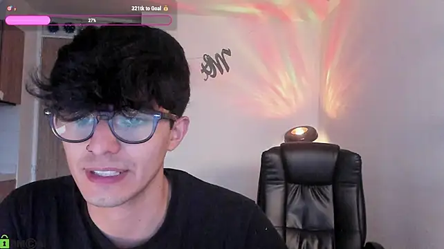 Mikeyvioleta_ Live XXX Chat