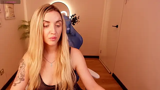 White_F0x webcam show
