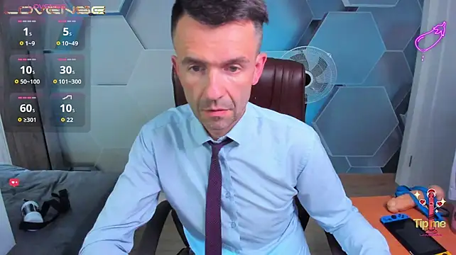 SteveTiger Live XXX Chat