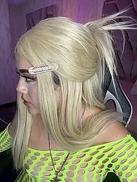 Chat XXX ao vivo de lya_nekko_