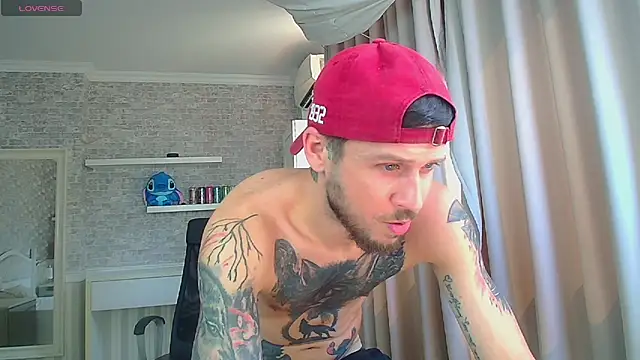 Chat XXX en directo de JonahShaw
