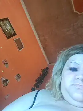 ducicsajsziii's Live XXX Chat