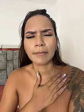 amara_wet04's Live XXX Chat