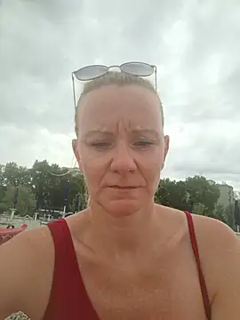 Priselvis Live XXX-chat