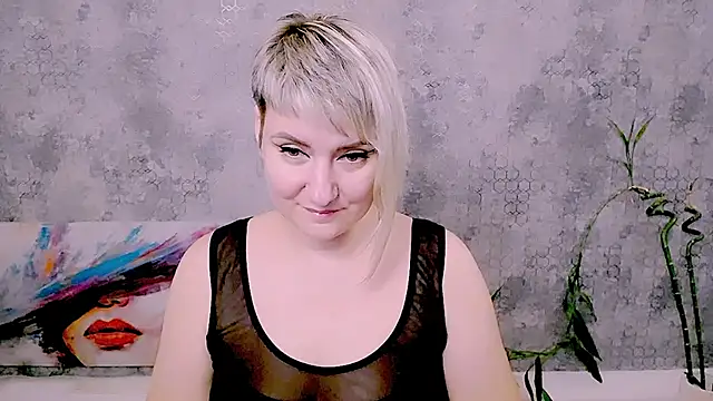 Djullia Live XXX Chat