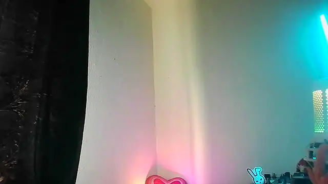 Guyst049's Live XXX Chat