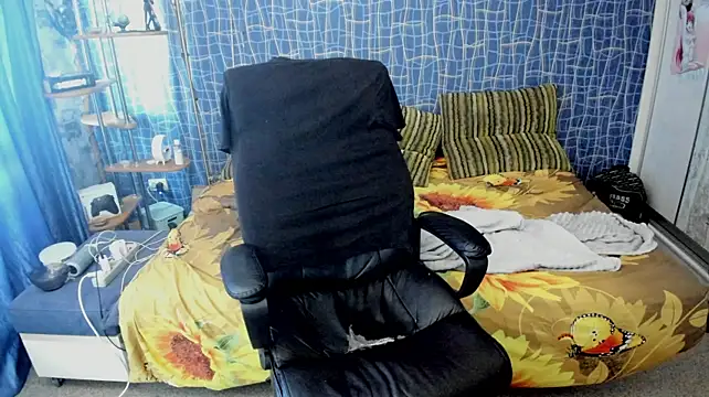 CuteBoy228's Webcam Show