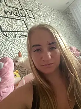 Emilia_ki's Live XXX Chat