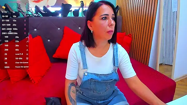 LauraSiin's Live XXX Chat