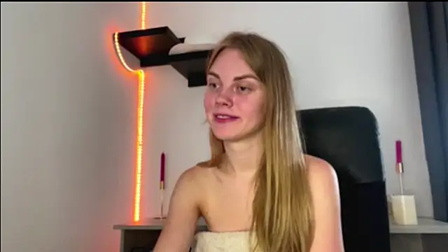 Chat XXX en directo de SunnyStrike