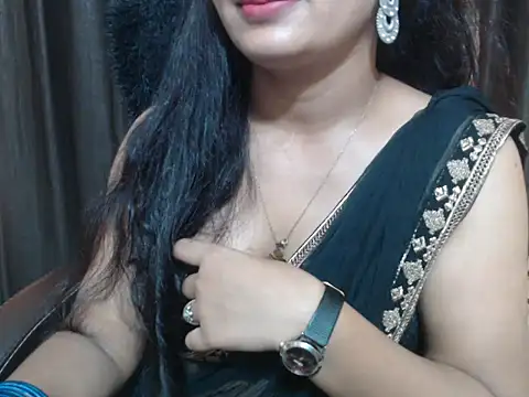 Kudi_Kiyara's Live XXX Chat