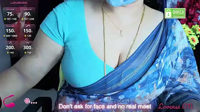 Naa_AaradhyaのライブXXXチャット