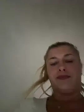 BabyBluexox 라이브 XXX 채팅