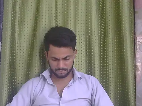 Stubborndesiboy's Live XXX Chat