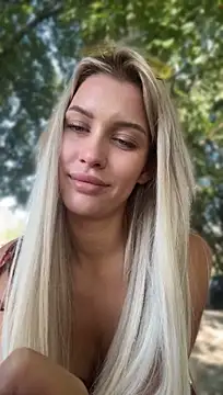 KikiWatson Live XXX-chat