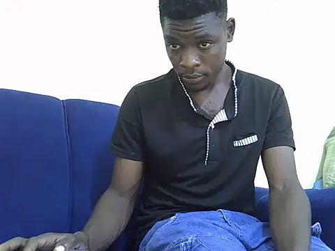 XXX chat uživo modela Remmy4