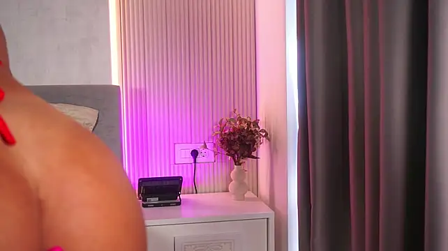 SavannahSuri Live XXX-Chat