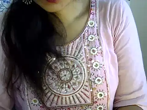 Neha_Sharma2のライブXXXチャット
