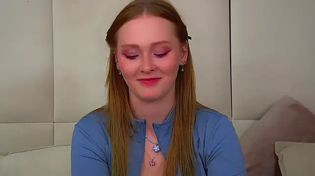 AgataFoxley – Naživo XXX chat