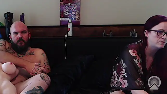 XXX chat uživo modela SHAWNandCHRISTIE