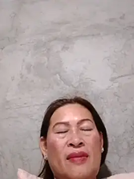 הופעת וובקאם של merr_ann123