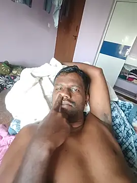ParamkeerthiのライブXXXチャット