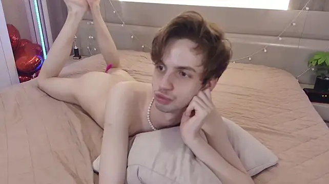 Bimbo_boy_ Chat XXX live
