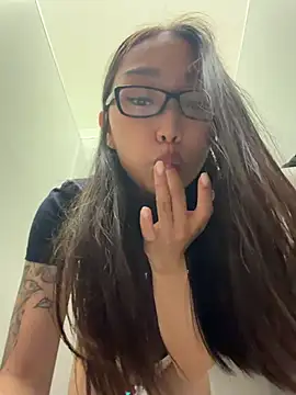 trytomakememoam Live XXX-Chat