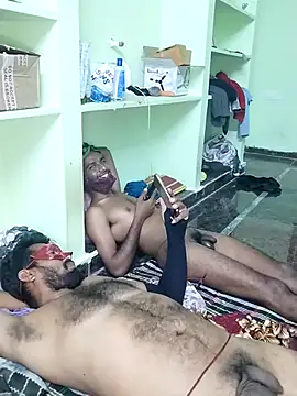 Show Webcam de Hotviyaja-sexy