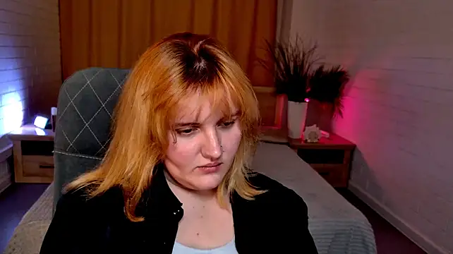 KathyBriggs élő XXX-chatje