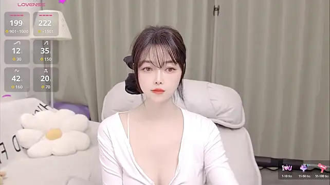 uikyy1 Live XXX-Chat