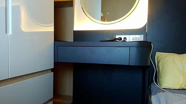 Kiara_ro_ live XXX chat