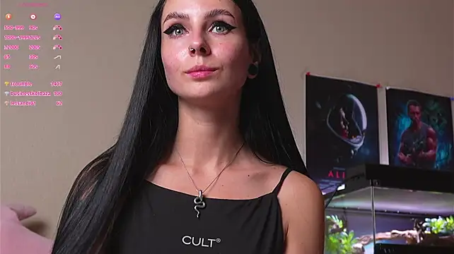 YaraAveiri Live XXX-Chat