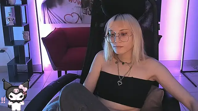 ReminaMeow's Live XXX Chat